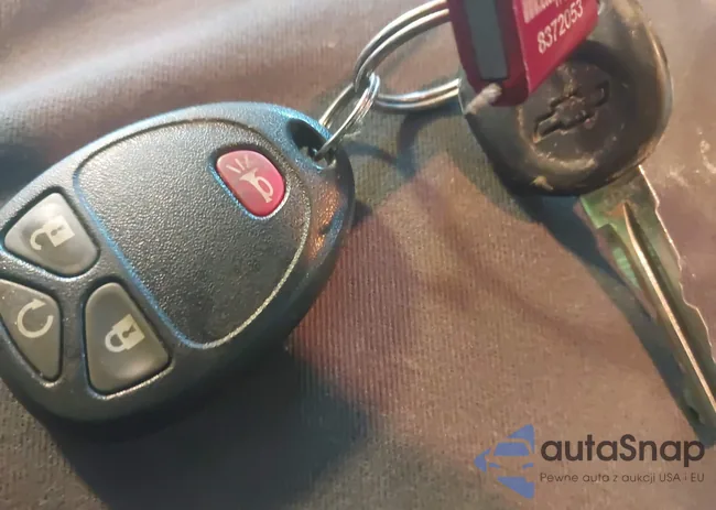 1GNKVEED0BJ166834: 44120791