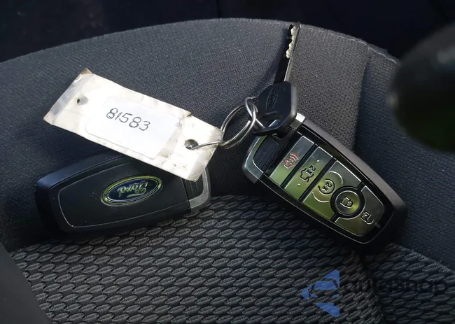 1FM5K8DH1JGA33723: 44120801