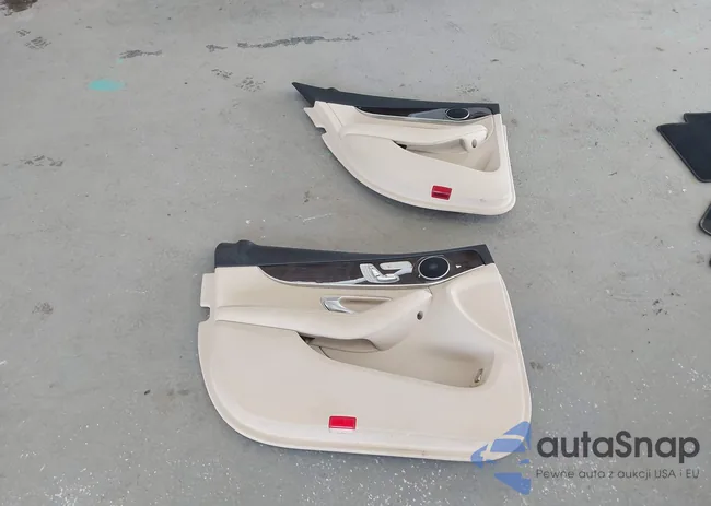 WDDWF4KB0GR183281: 44120832