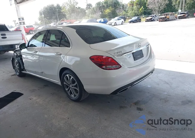 WDDWF4KB0GR183281: 44120832