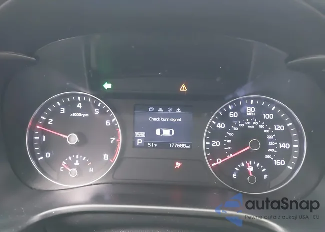 3KPF24AD4ME325938: 44120849