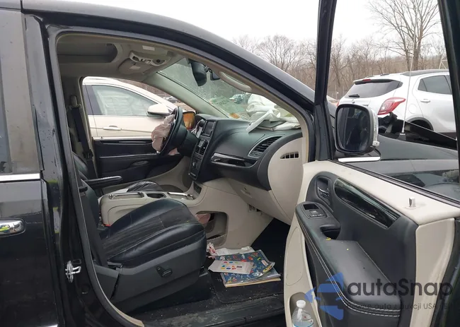 2C4RC1CG0ER225321: 44120867