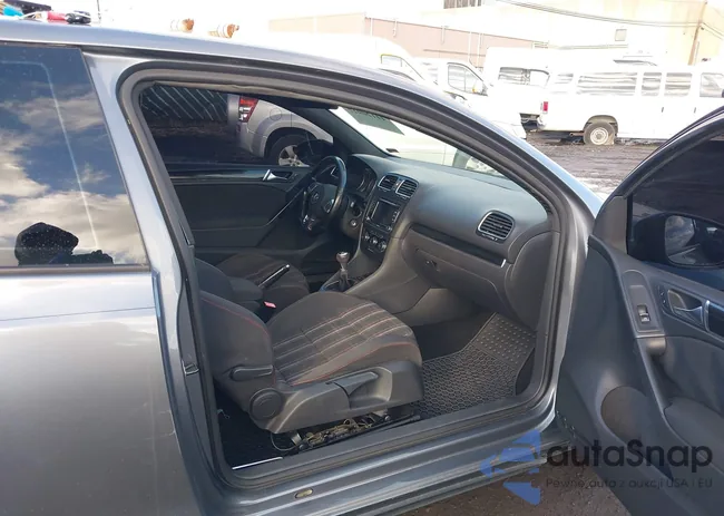 WVWEV7AJ2AW187165: 44120917