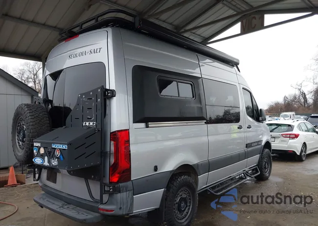 W1Y4EBVY5NT094911: 44120929