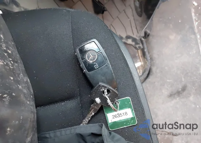 WD3PF1CD3KP052616: 44120998