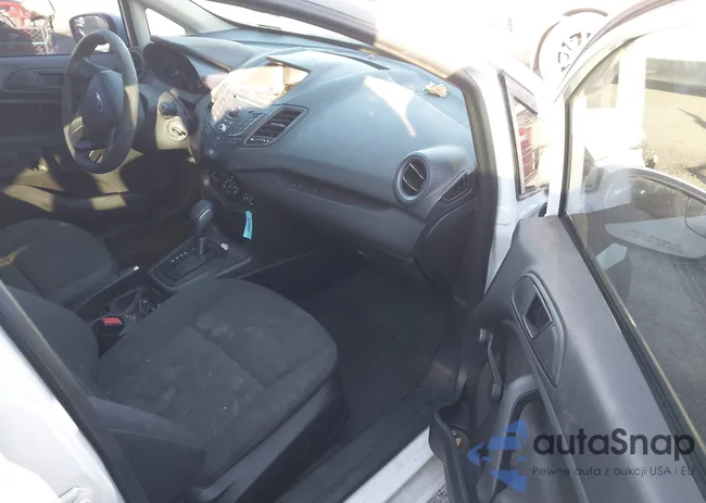 3FADP4AJ9FM148218: 44121001