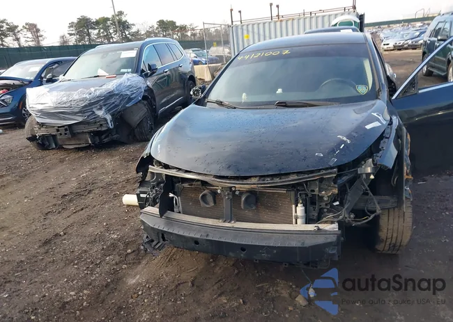 1N4AL3AP4EC165182: 44121007