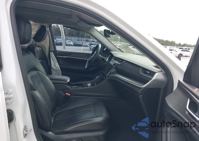 1C4RJJBG3N8548328: 44121023