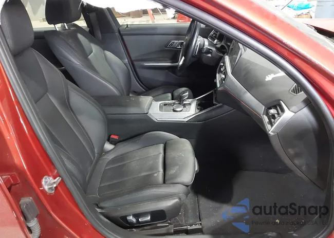 3MW5R7J00M8B96436: 44121037