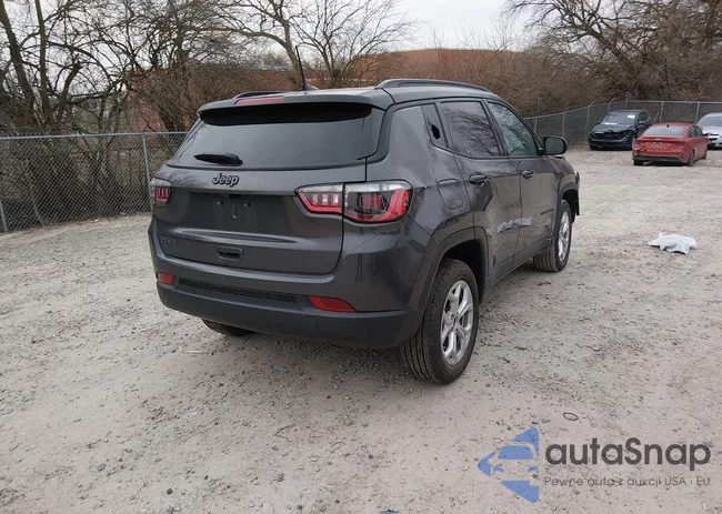 3C4NJDBN4RT122640: 44121062