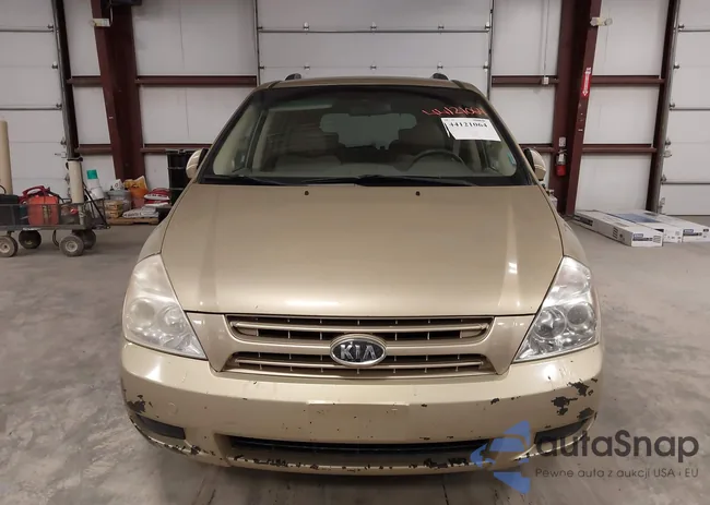 KNDMG4C39A6336688: 44121064