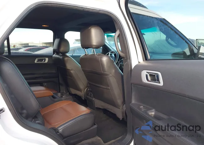 1FM5K7F88FGC04904: 44121077