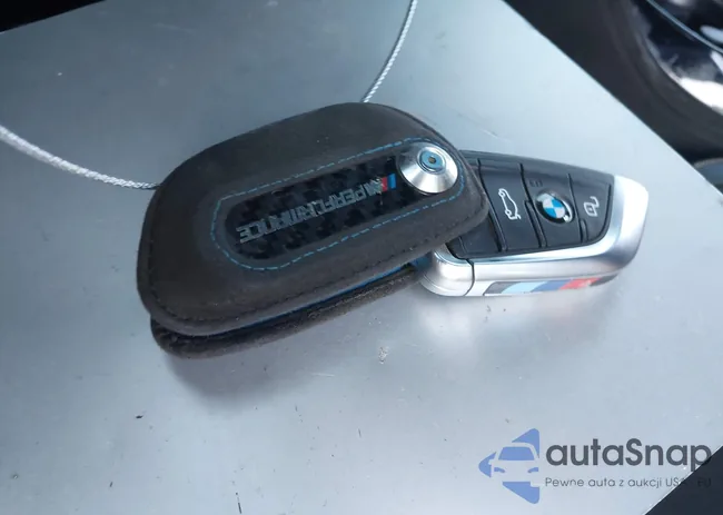 5YM13EC05P9R81301: 44120106