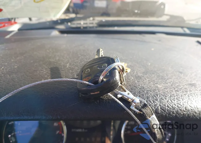 1FTFW1EF1EKF09358: 44120127