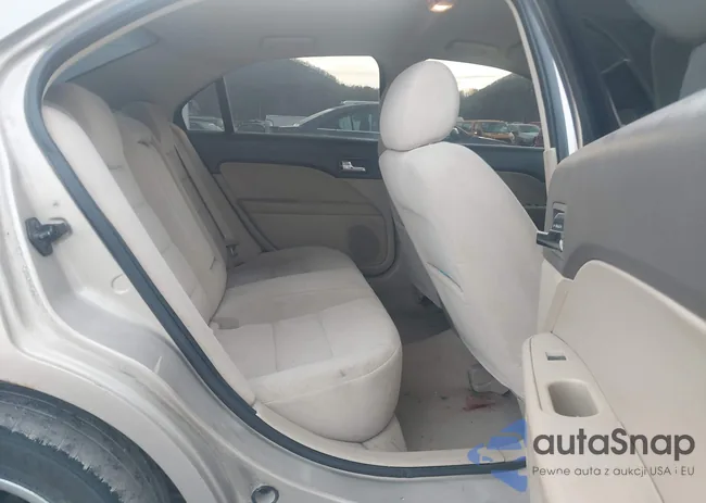 3FAFP07Z06R151655: 44120130