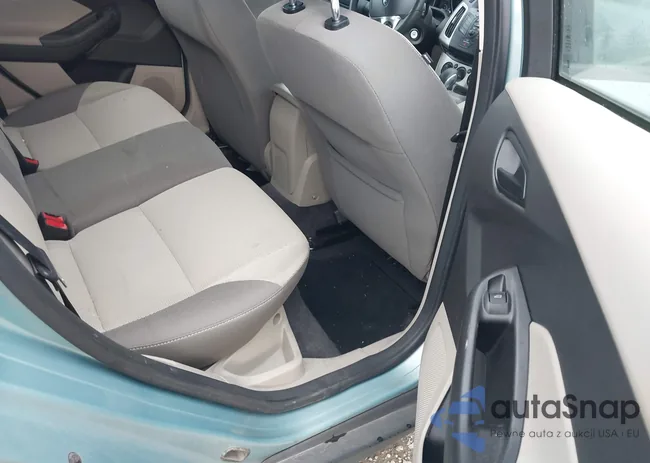 1FAHP3K24CL310031: 44120158