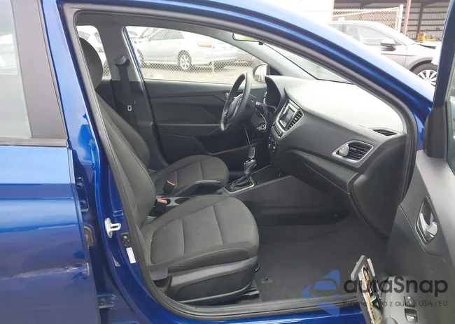 3KPC24A68ME143390: 44120180