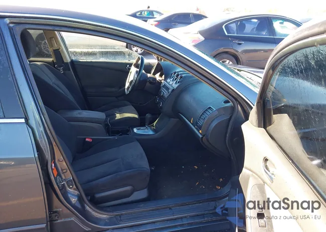 1N4AL21E67C213048: 44120208