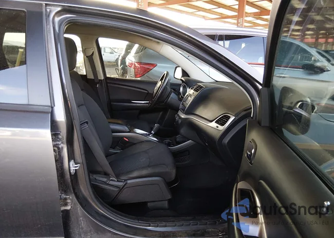 3C4PDCAB8HT504377: 44120218