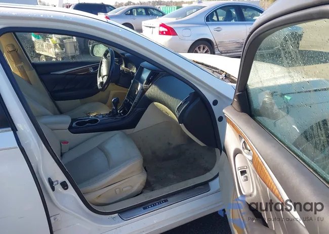 JN1BV7AP0EM672819: 44120262