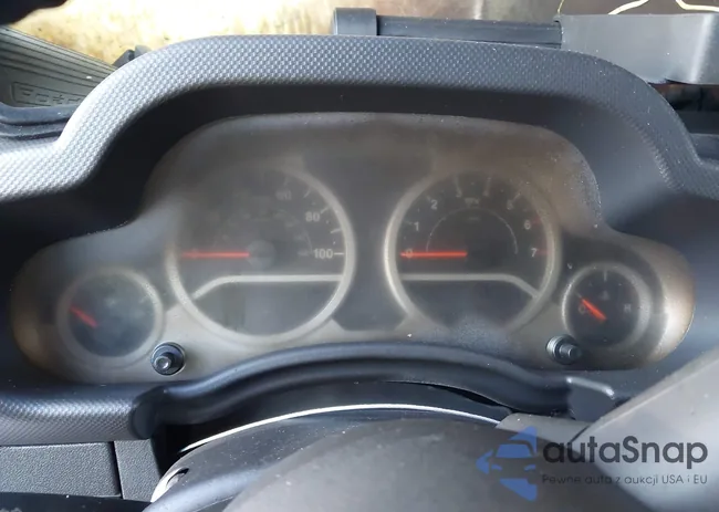 1J8GA69199L754108: 44120307