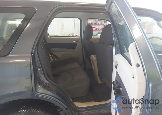 4F2CZ02769KM06329: 44120349