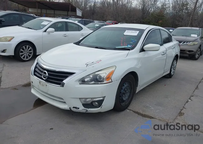 1N4AL3AP9EC183077: 44120410