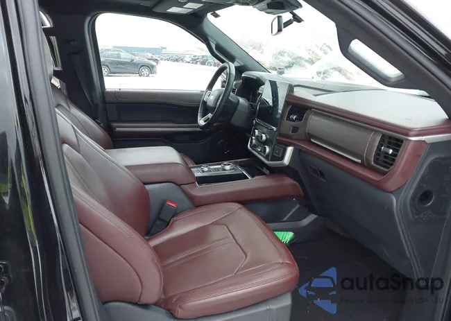 1FMJK2A83PEA50690: 44121497