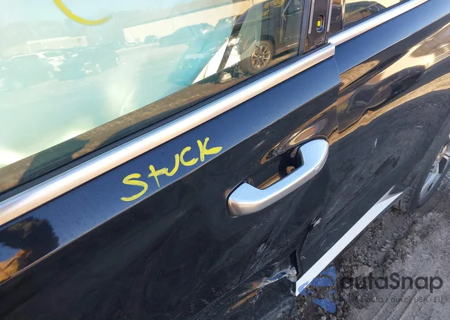 KM8R3DHEXLU060124: 44121527