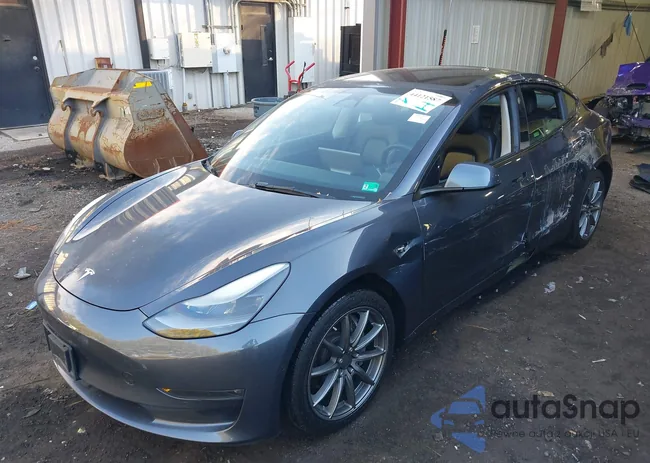 5YJ3E1EB0NF145739: 44121587