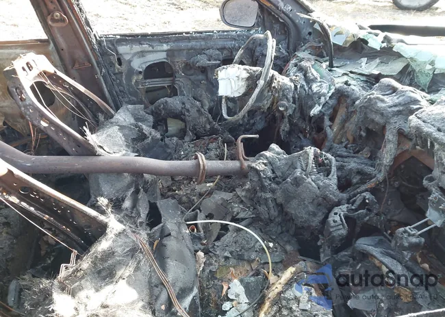 KL79MMS28MB015127: 44121588