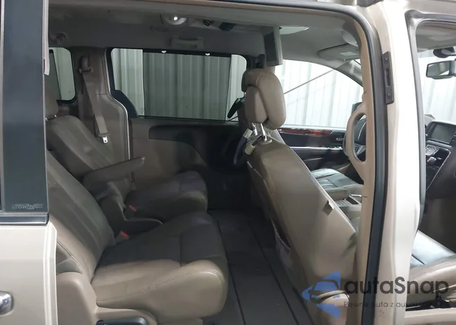 2C4RC1CGXDR798340: 44121599