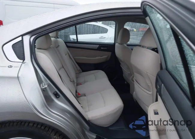 4S3BNAC63F3067568: 44121601