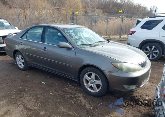 4T1BE32K45U943689: 44121663