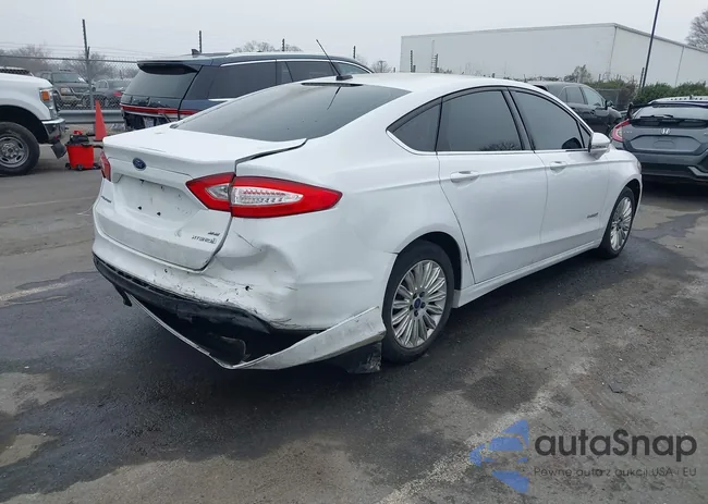 3FA6P0LU9GR368603: 44121675