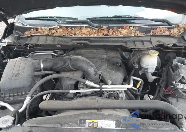 1C6RR6LT9JS132483: 44121703