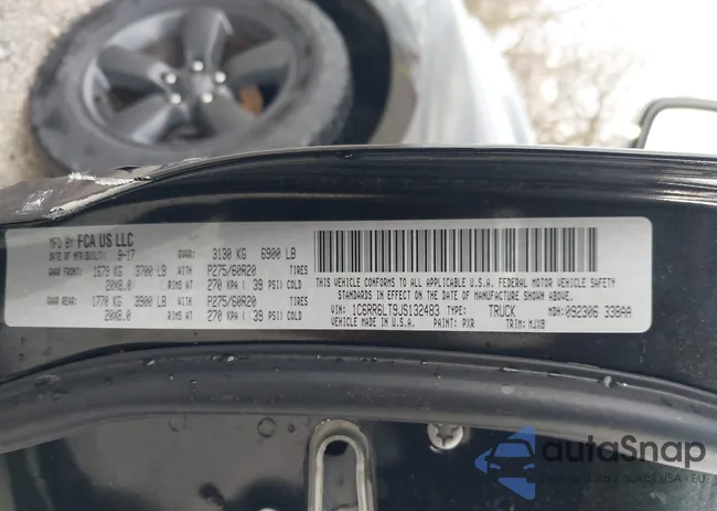 1C6RR6LT9JS132483: 44121703