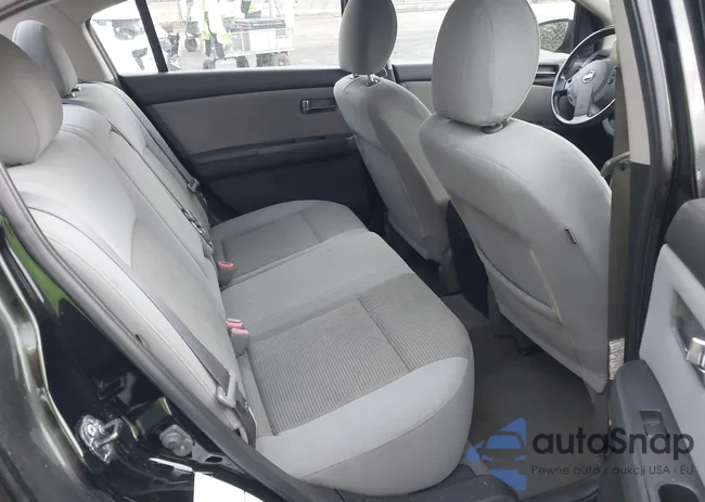 3N1AB6AP0BL684795: 44121753