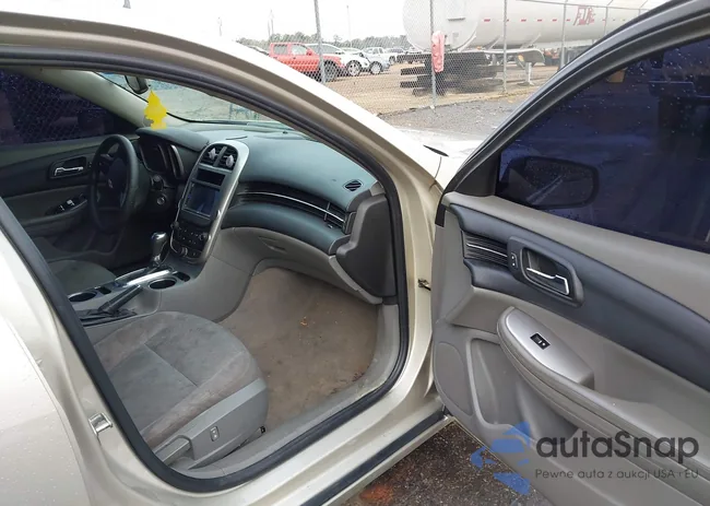 1G11A5SL7FF256947: 44121762