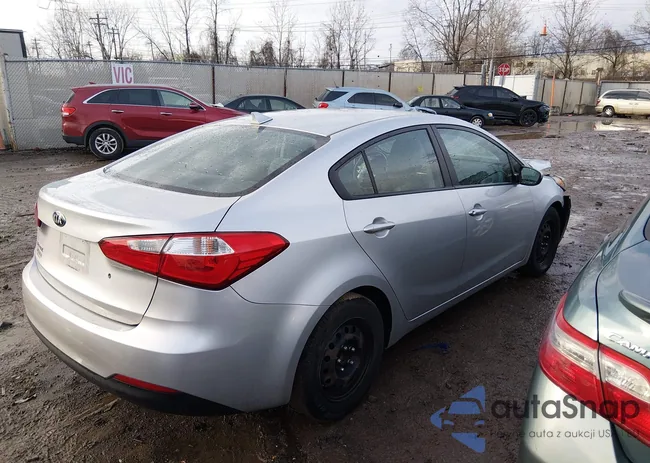 KNAFK4A62F5283301: 44121782