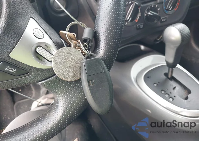 JN8AF5MR6FT501848: 44121809