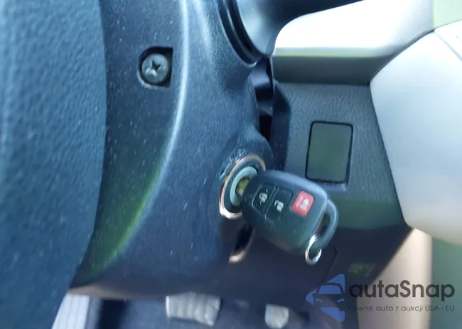 JTMRFREV8FD142080: 44121812