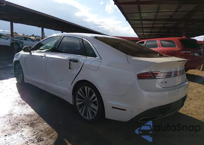 3LN6L5E99HR601582: 44121820