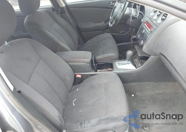 1N4AL2AP5CN491276: 44121841