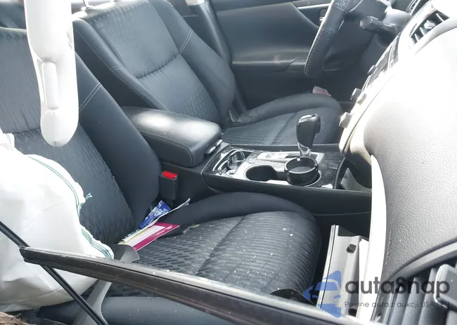 1N4AL3AP1JC189773: 44121856