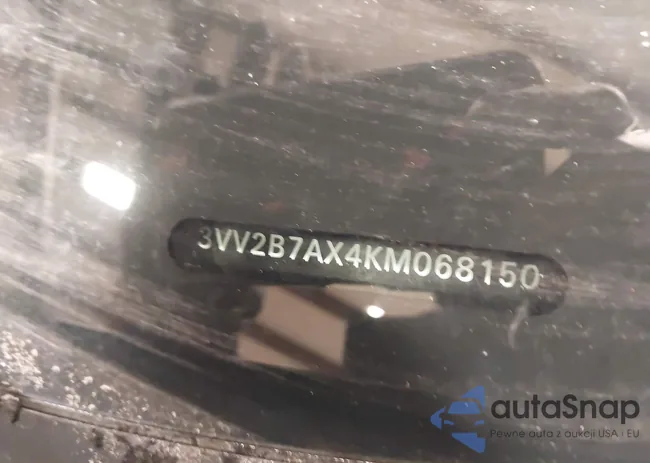 3VV2B7AX4KM068150: 44121857