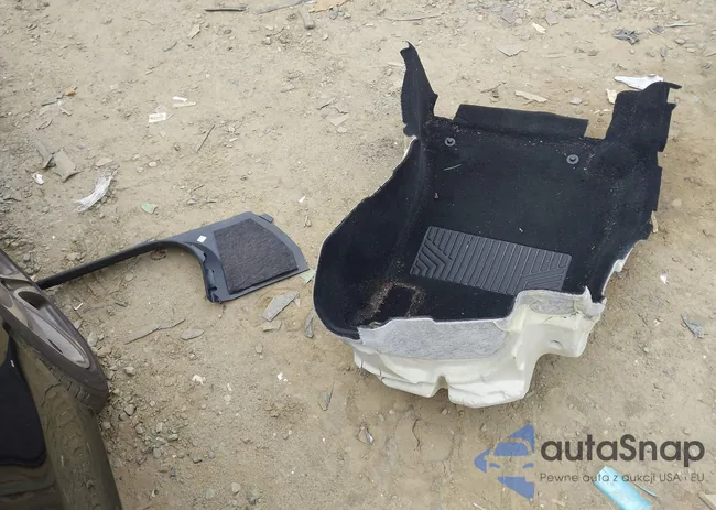 WDDZF4KB7KA535843: 44121867