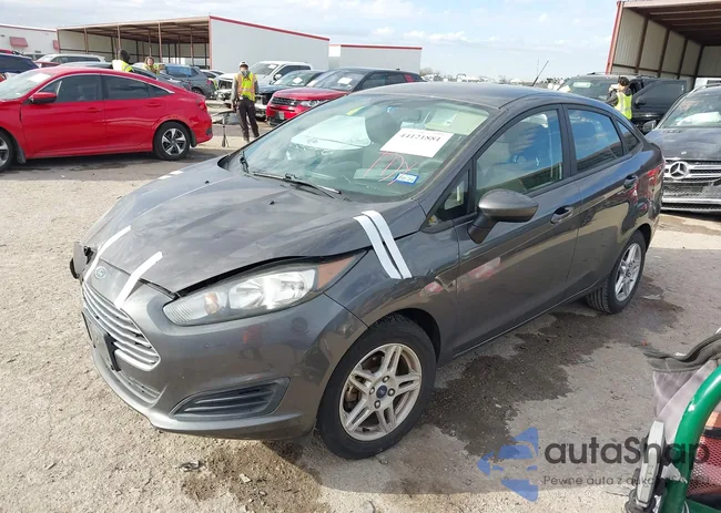 3FADP4BJ5JM129947: 44121881