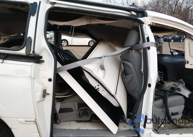 2A8GP64L26R723406: 44121916