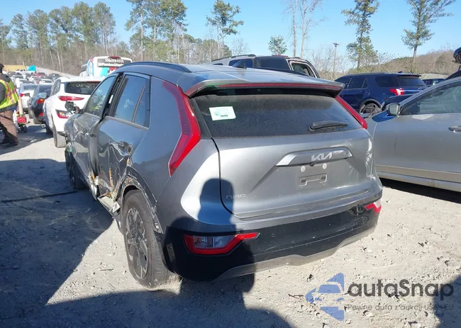 KNDCR3L19R5078253: 44122012